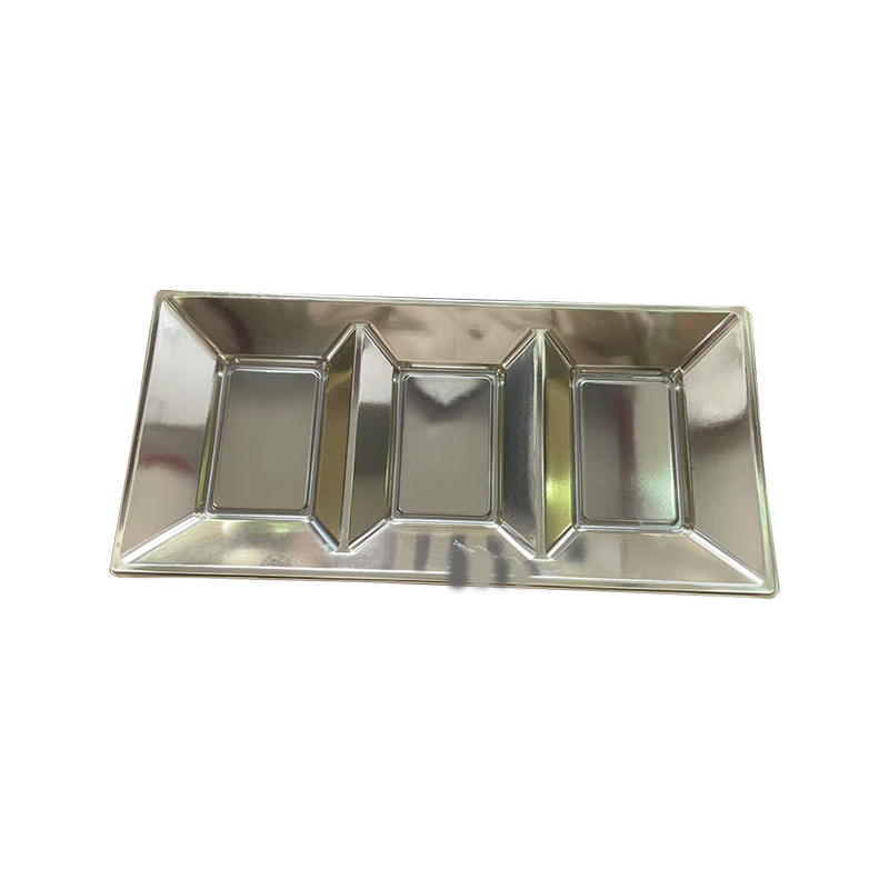 Hopeanvärinen muovinen 3-rivinen välipalatarjotin